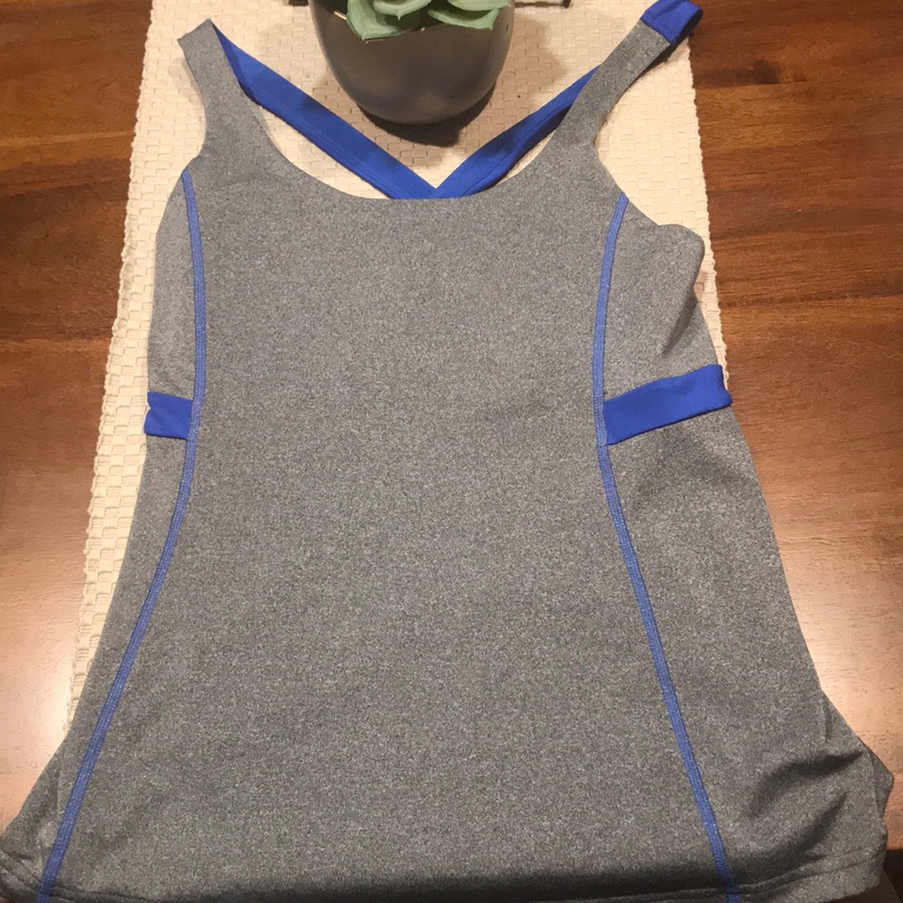 Lucy work out top